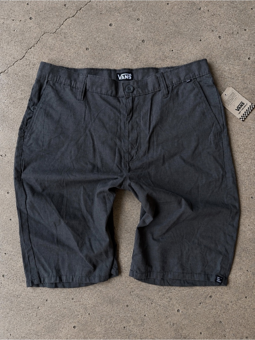 Vans Men's NWT Dark Gray Flat Front Shorts